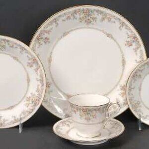 80 PC Set VTG 1970s Japan Noritake Ivory China GALLERY 7246 Floral Dinnerware